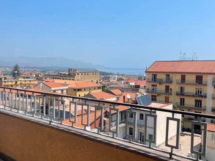 Casa bilocale in vendita in Viale Libertà, Centro, Giarre
