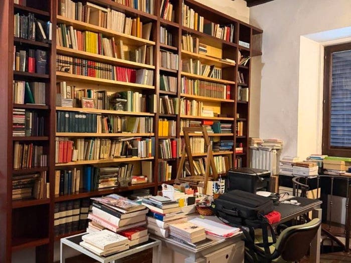 Appartamento con 6 locali in vendita in Via Maggio, Santo Spirito, Firenze