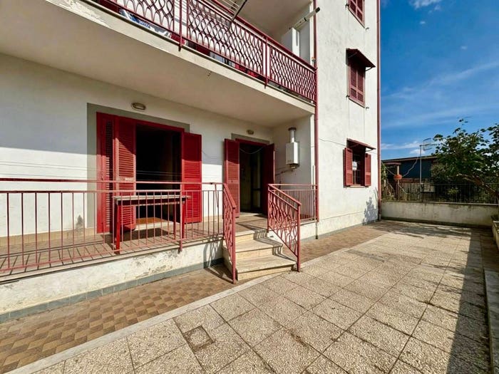 Appartamento trilocale in vendita in Viale La Spezia, Pinetamare, Castel Volturno