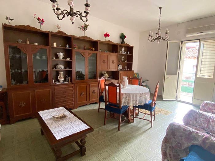 Appartamento trilocale in vendita in Via Cagliari, Ballao
