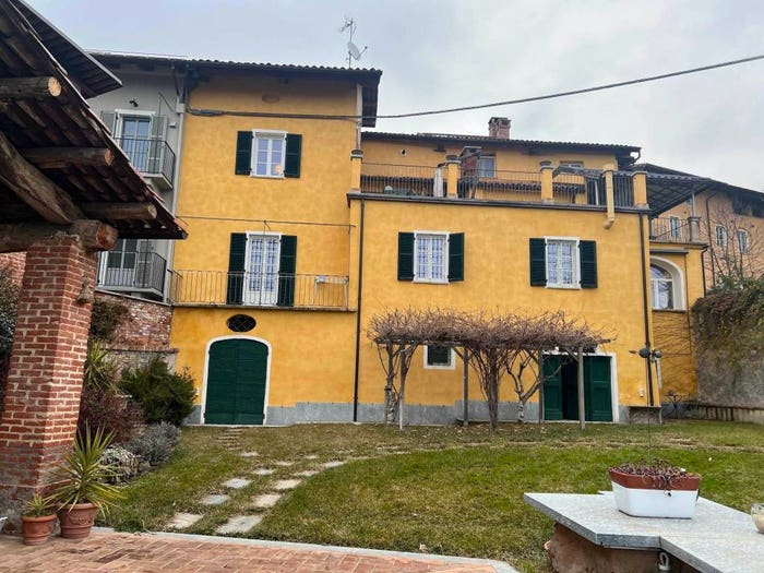 Casa con 6 locali in vendita in Briaglia