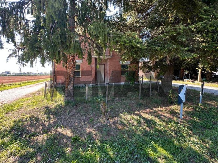 Casa con 6 locali in vendita in San Pietro in Vincoli San Pietro in Campiano, Ravenna