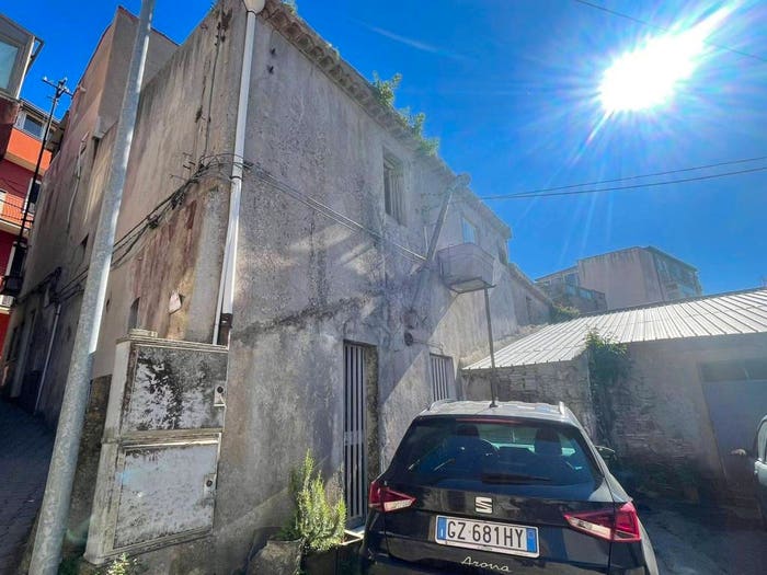 Casa trilocale in vendita in Via Pozzicello, Castanea Salice, Messina