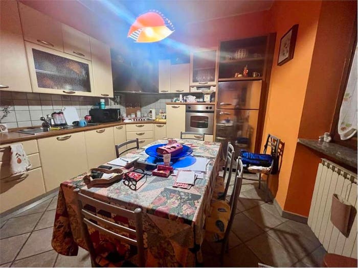 Appartamento con 6 locali in vendita in Via Orgoglia, Centro, Borgo Ticino