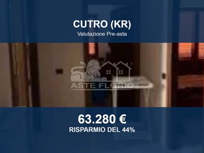 Appartamento quadrilocale in vendita in Via George Stephenson, Centro, Cutro
