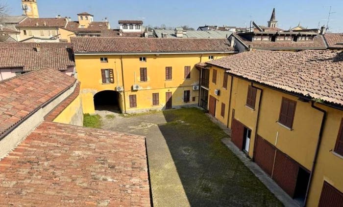 Casa con 6 locali in vendita in Via Antonio Zoncada, Centro, Codogno