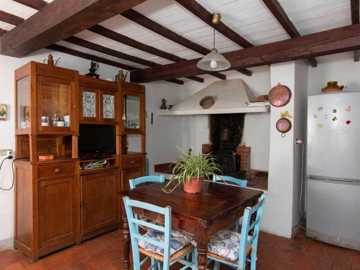 Appartamento con 6 locali in vendita in VIA SEUSTACHIO IN ACONE, Pontassieve