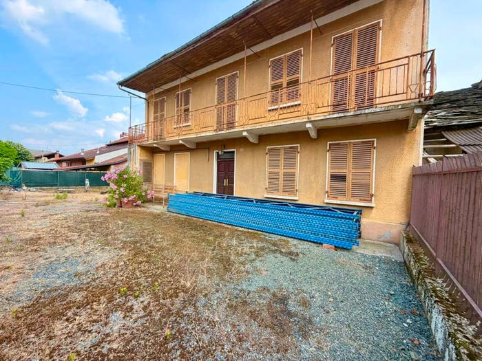 Casa con 5 locali in vendita in Strada Buretta, Benne, Corio