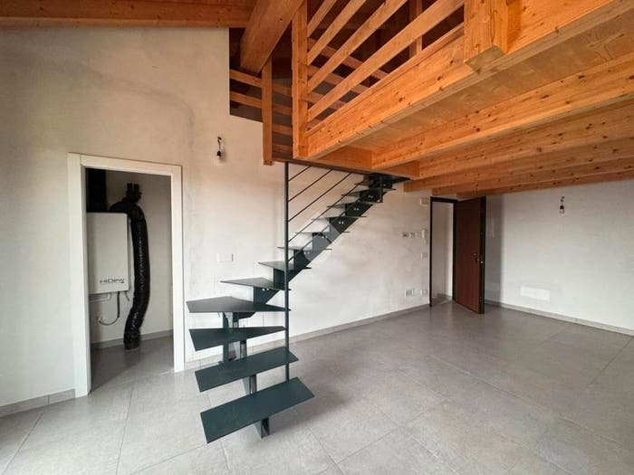 Appartamento bilocale in vendita in Via Santa Maria, Centro, Suno