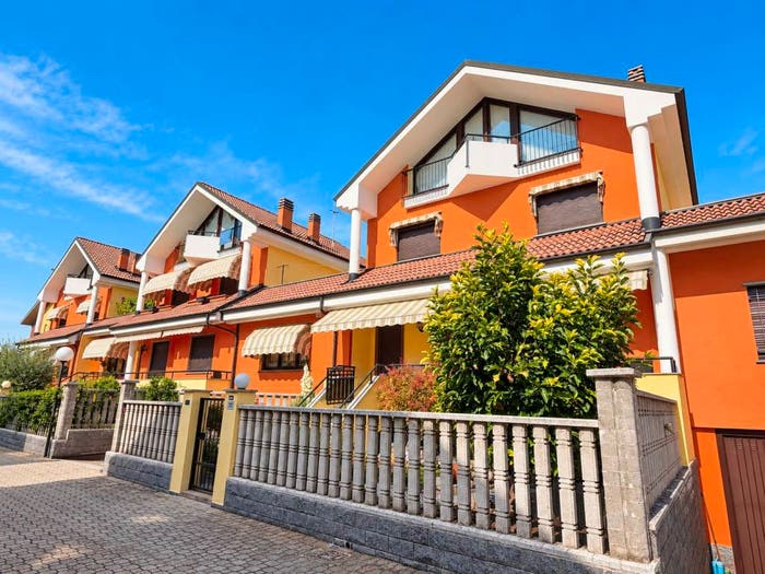 Casa con 6 locali in vendita in Via Bra, Centro, Carmagnola