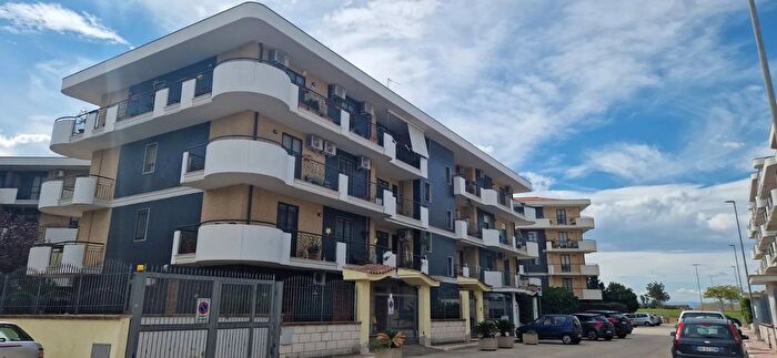 Appartamento trilocale in vendita in Via Donato Menichella, Foggia
