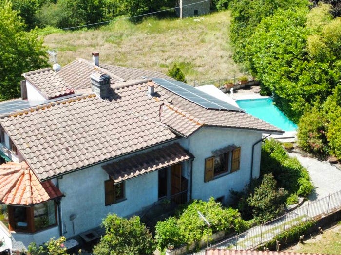 Casa con 6 locali in vendita in Via per Montagnana, Femminamorta, Marliana