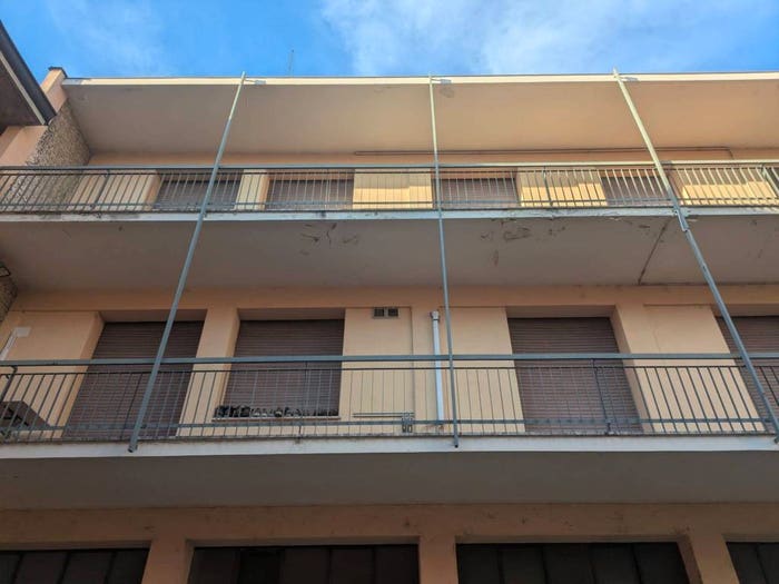 Appartamento trilocale in vendita in Largo Novembre, Centro, Ponte San Pietro