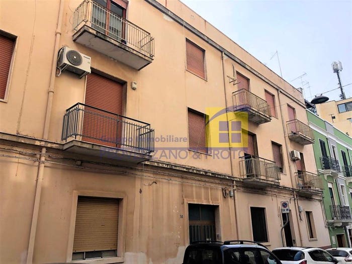 Appartamento quadrilocale in vendita in Via Gallipoli, Centro Storico, Brindisi