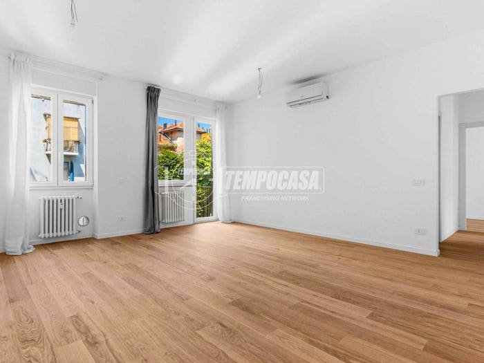 Appartamento trilocale in vendita in Via Giosuè Borsi, Navigli Darsena, Milano
