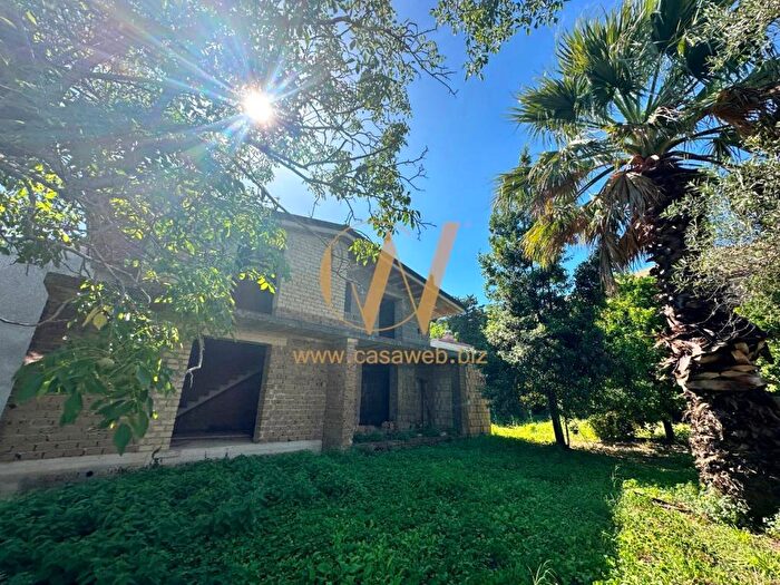 Casa con 6 locali in vendita in Via Cardinale di San Severino, Casertavecchia Casola, Caserta