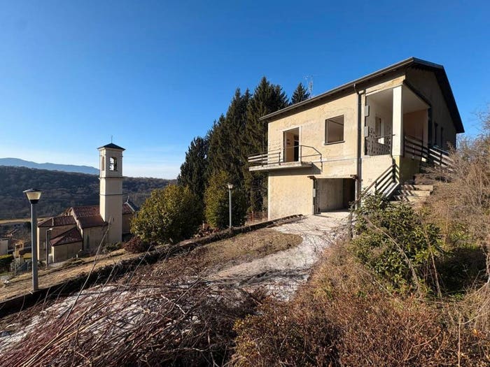 Casa con 6 locali in vendita in Via Sette Termini, CugliateFabiasco