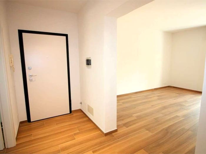 Appartamento con 5 locali in vendita in via Claudia, Centro, Maranello