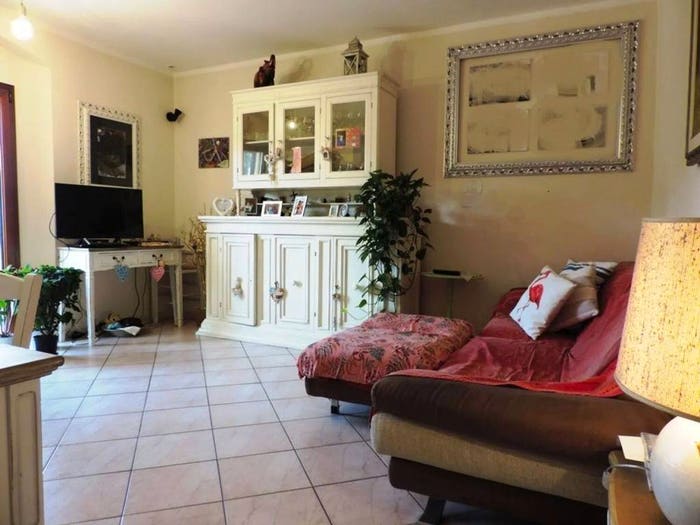 Appartamento quadrilocale in vendita in Via V Emanuele, Bibbona
