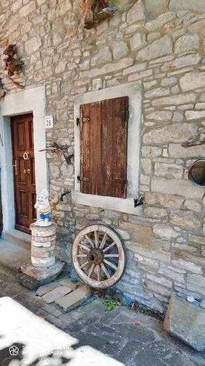 Casa con 6 locali in vendita in Via Neruzzi, Centro, Fanano