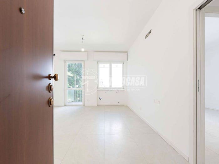 Appartamento bilocale in vendita in Via Dante Alighieri secon dx, Centro, Lurago d'Erba