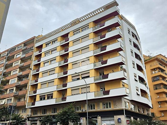 Appartamento bilocale in vendita in Via Gallia, San Giovanni, Roma