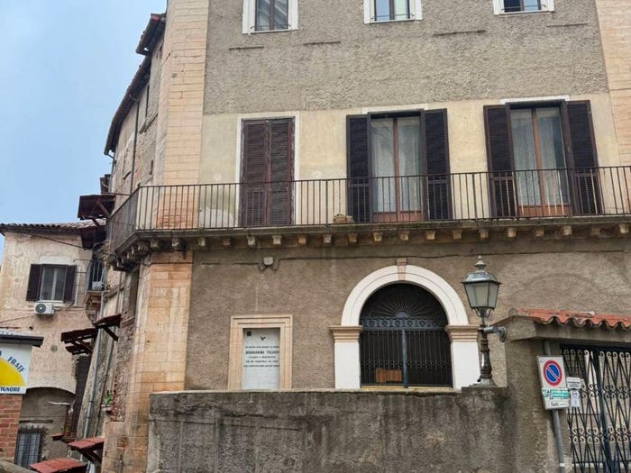 Appartamento quadrilocale in vendita in Via San Francesco d'Assisi, Centro Storico, Cosenza