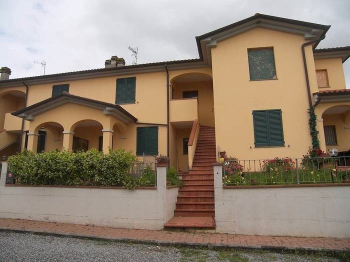 Appartamento con 5 locali in vendita in Montepulciano