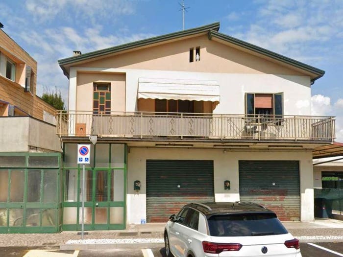 Appartamento con 6 locali in vendita in via Noventana, Noventa, Noventa Padovana