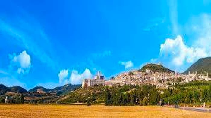 Casa con 5 locali in vendita in Via San Rufino, Centro Storico, Assisi