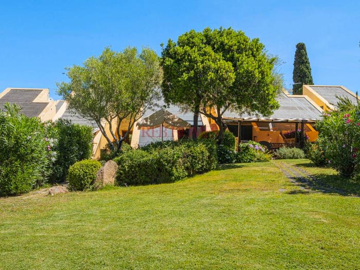 Appartamento trilocale in vendita in Via Sa Tazza, Porto Rotondo, Olbia