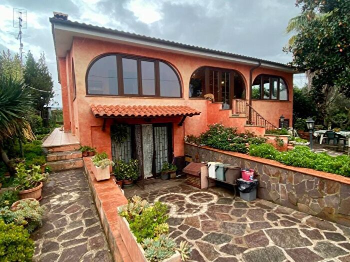 Casa con 6 locali in vendita in Via Ardeatina, Ardeatina, Albano Laziale