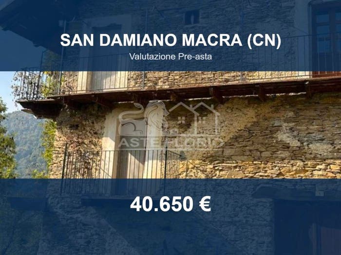 Casa trilocale in vendita in Borgata Paolini, San Damiano Macra