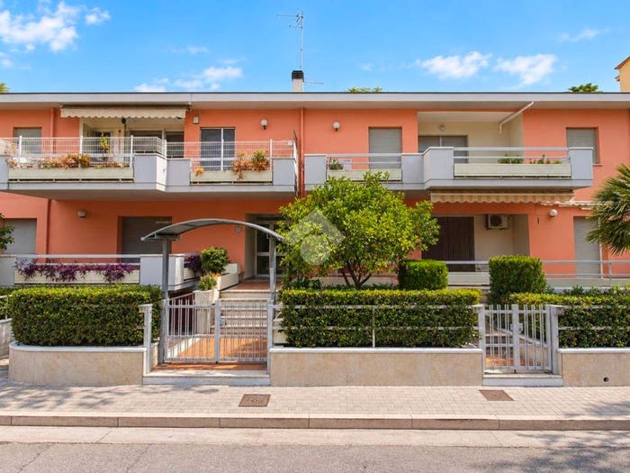 Appartamento trilocale in vendita in Via alessandro manzoni, Centro, Roseto degli Abruzzi