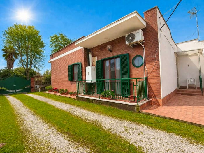 Casa quadrilocale in vendita in Villa Claudia, Anzio
