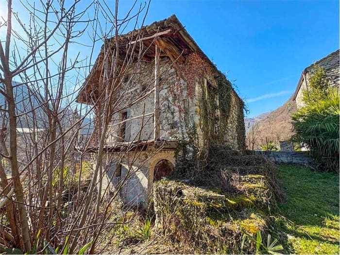 Casa bilocale in vendita in Via Dei Guasti, Centro, Chiavenna