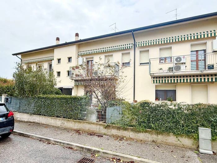 Appartamento quadrilocale in vendita in Via Serenissima, Centro, Isola della Scala