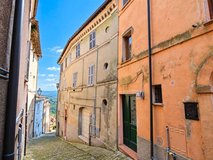 Casa con 6 locali in vendita in Vicolo del Pozzo, Centro, Fermo