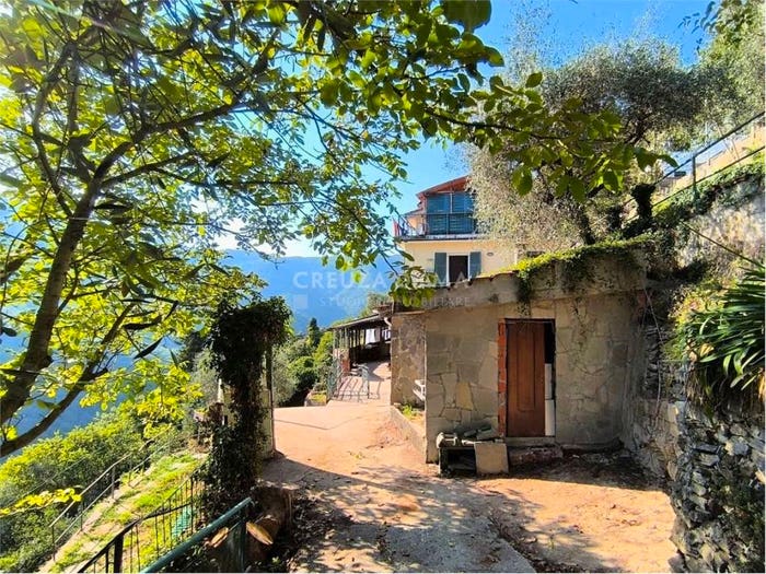 Appartamento trilocale in vendita in Via dei Magiolo, Sant'Andrea di Foggia Montepegli, Rapallo