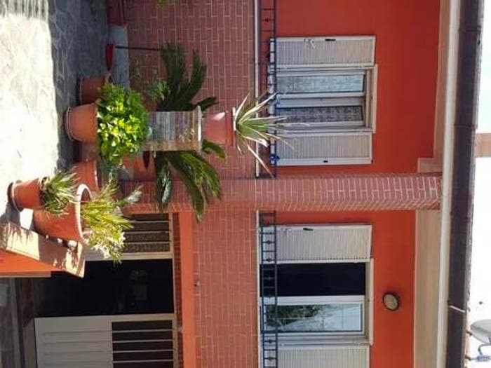 Casa con 6 locali in vendita in Via Francesco Petrarca, Centro, Cisterna di Latina