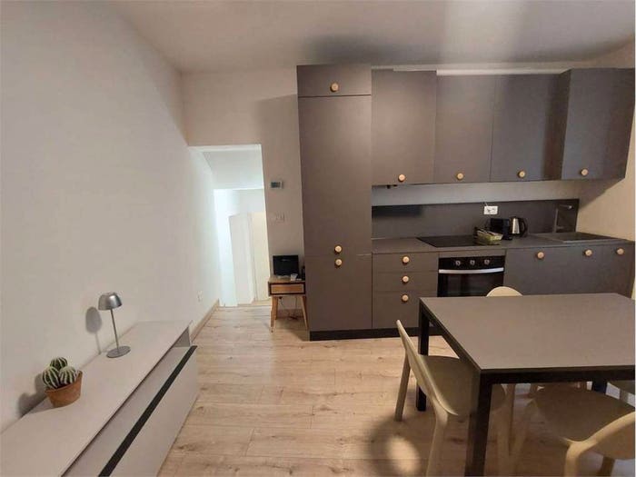 Appartamento trilocale in vendita in Via Taglio, Centro Storico, Modena