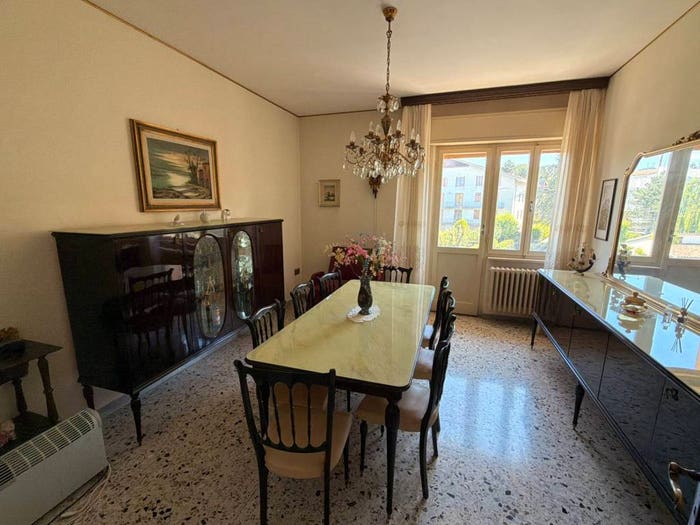 Appartamento con 5 locali in vendita in VIA BOCCI, Centro, Fabriano