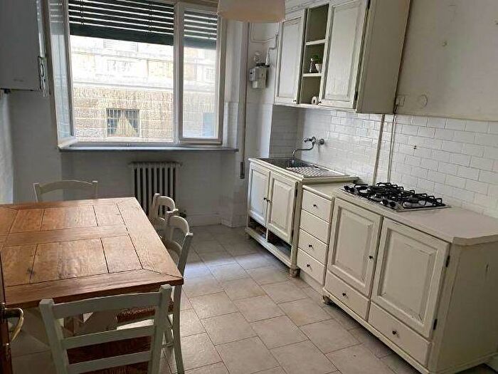 Appartamento con 5 locali in vendita in Adriatico, Ancona