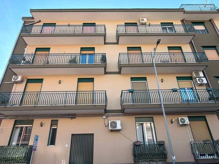 Appartamento trilocale in vendita in Via Croce, Centro, Aci Catena