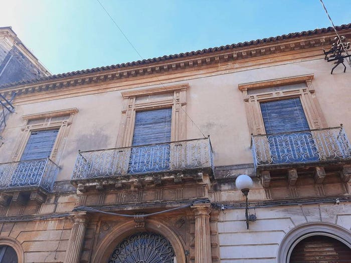 Casa con 6 locali in vendita in Centro, Giarre
