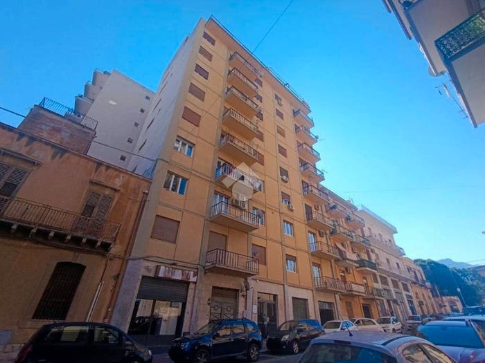Appartamento con 5 locali in vendita in Via Stesicoro, Centro, Termini Imerese