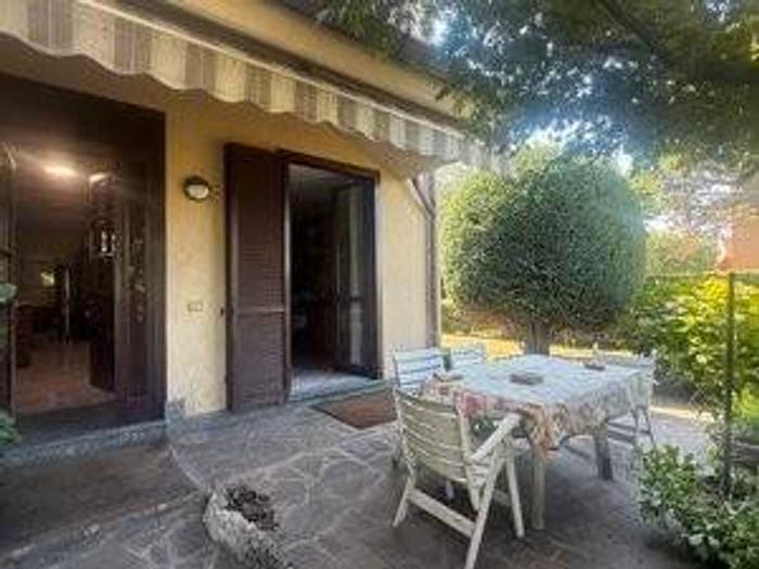 Casa quadrilocale in vendita in Via Monte Palanzone, Vighizzolo Cascina Varenna, Cantù