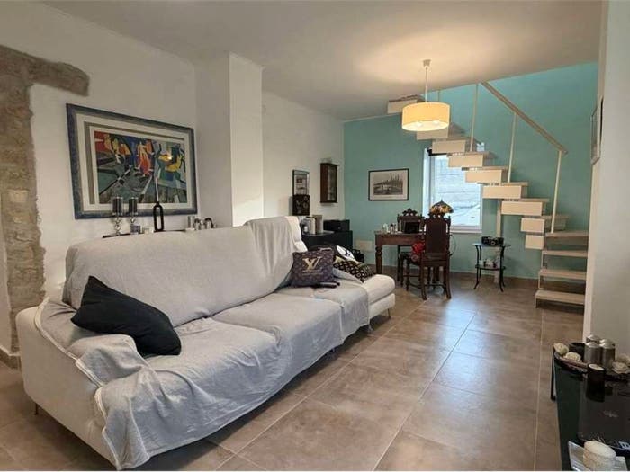 Casa con 5 locali in vendita in Cisterna, Camerano