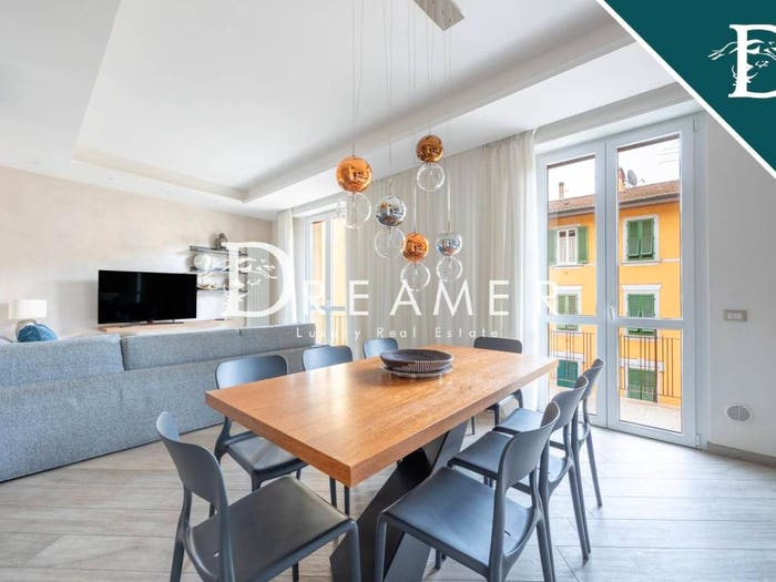 Appartamento con 6 locali in vendita in Borgo San Frediano, San Frediano, Firenze