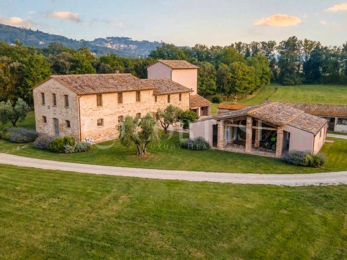 Casa con 6 locali in vendita in Via dei Contadini, San Martino in Campo Santa Maria Rossa, Perugia